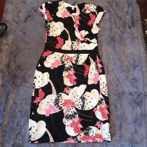 New York Company Stretch - Size Small